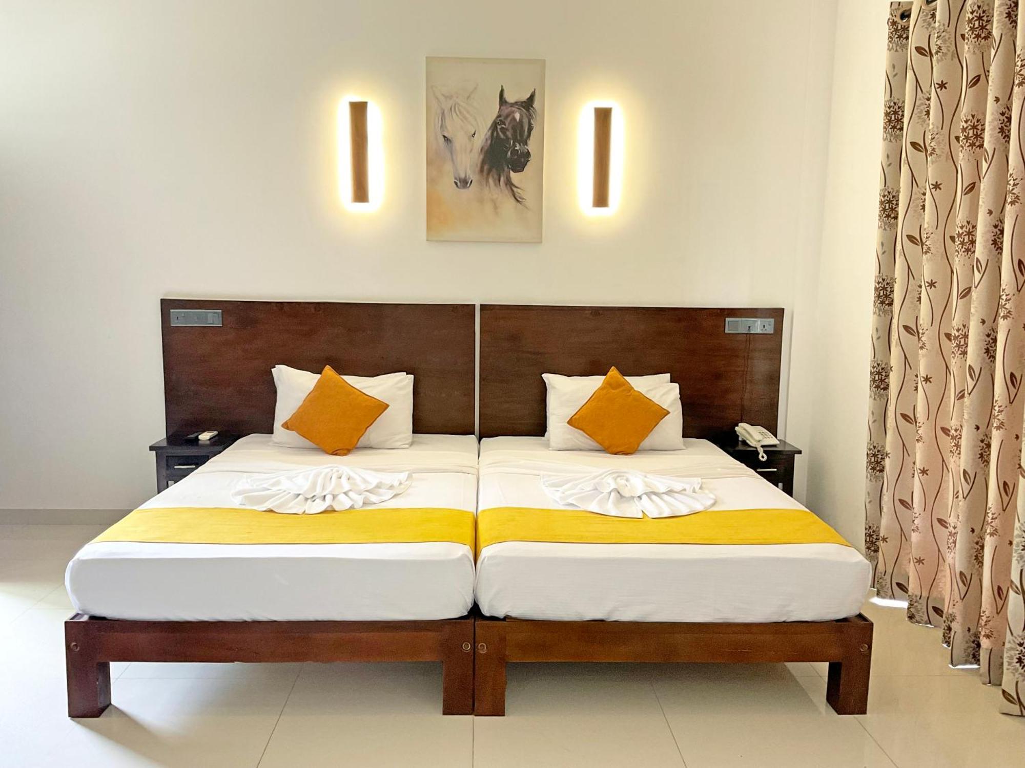 Grand Detagamuwa Hotel Kataragama Buitenkant foto