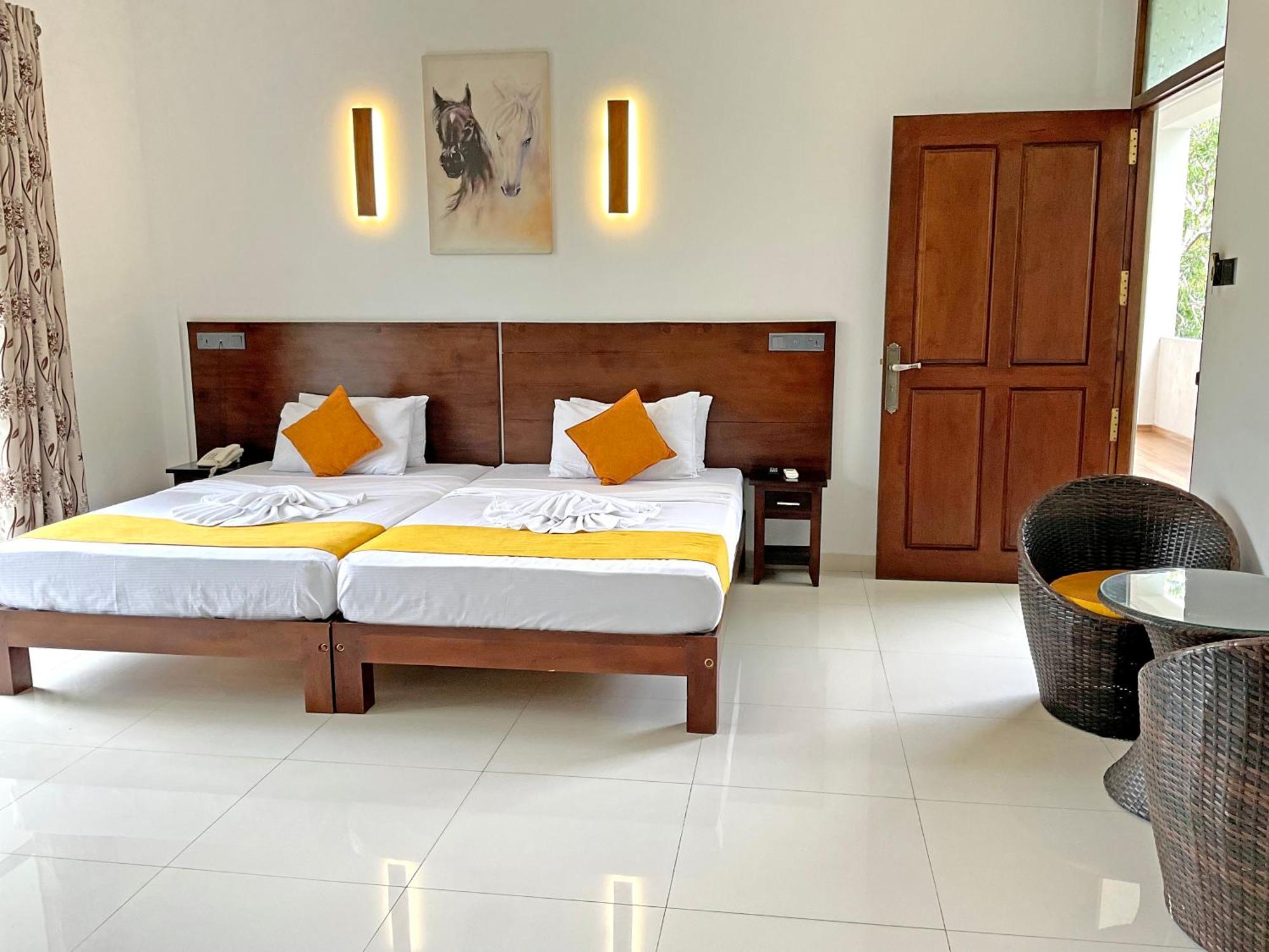 Grand Detagamuwa Hotel Kataragama Buitenkant foto