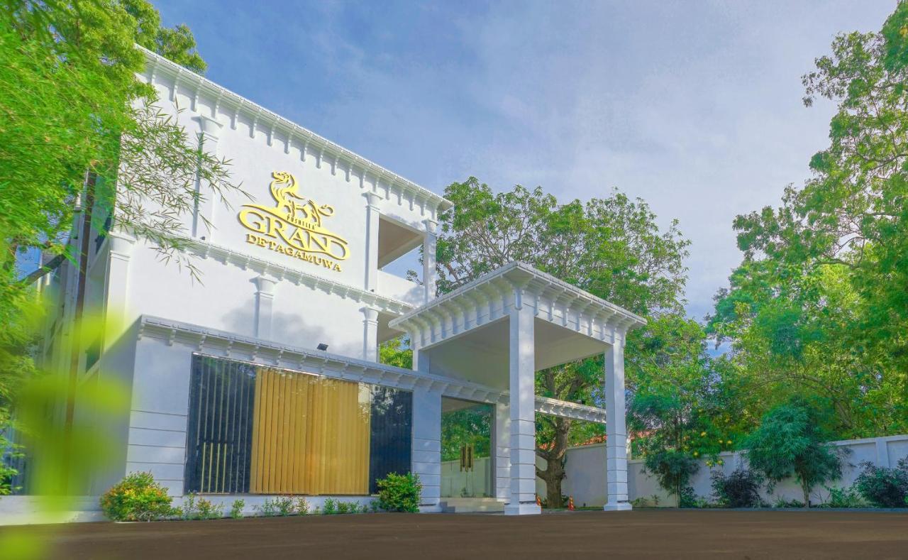 Grand Detagamuwa Hotel Kataragama Buitenkant foto